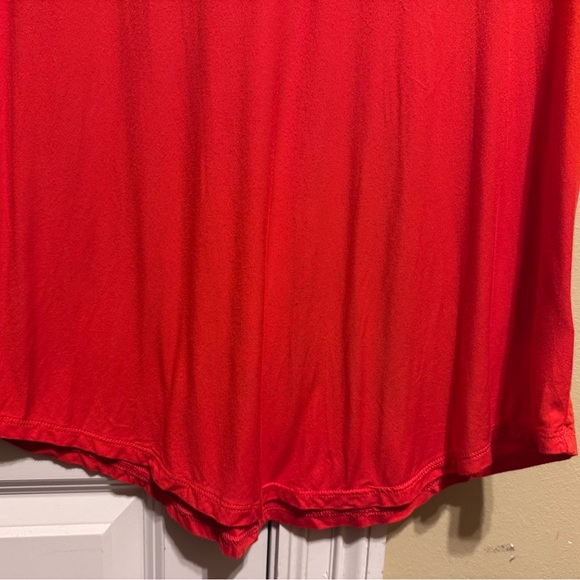 Lands’ End Red Women’s Short Sleeve Shirt Sz M/P (10-12) - Picture 3 of 10